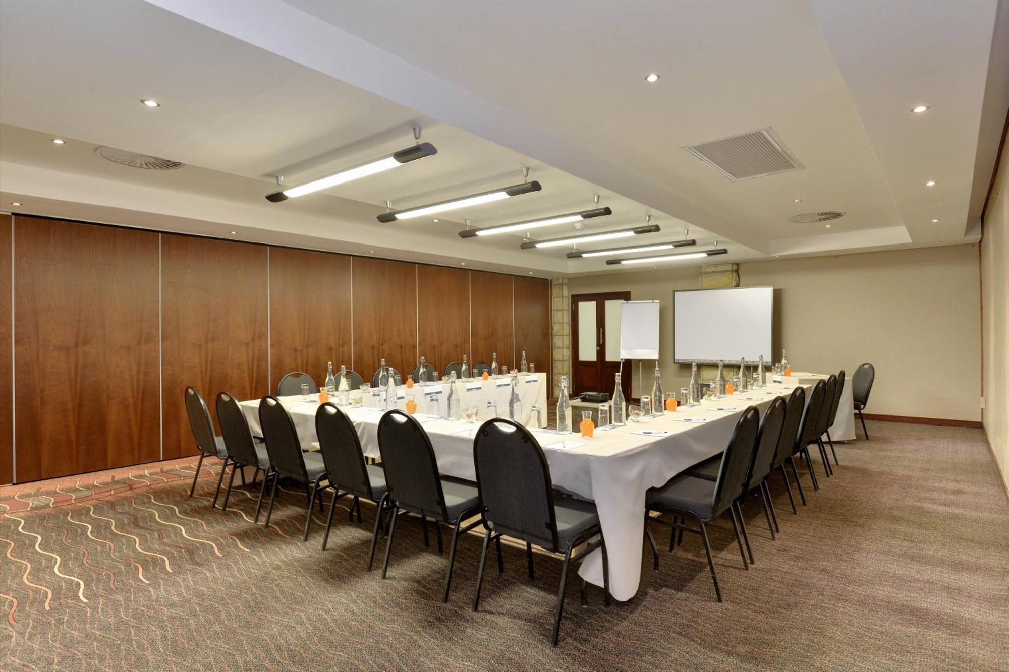Protea Hotel By Marriott Clarens Ngoại thất bức ảnh
